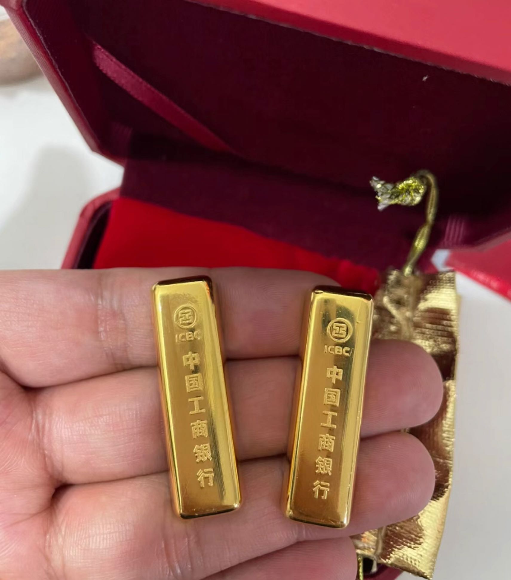 鸿达黄金回收