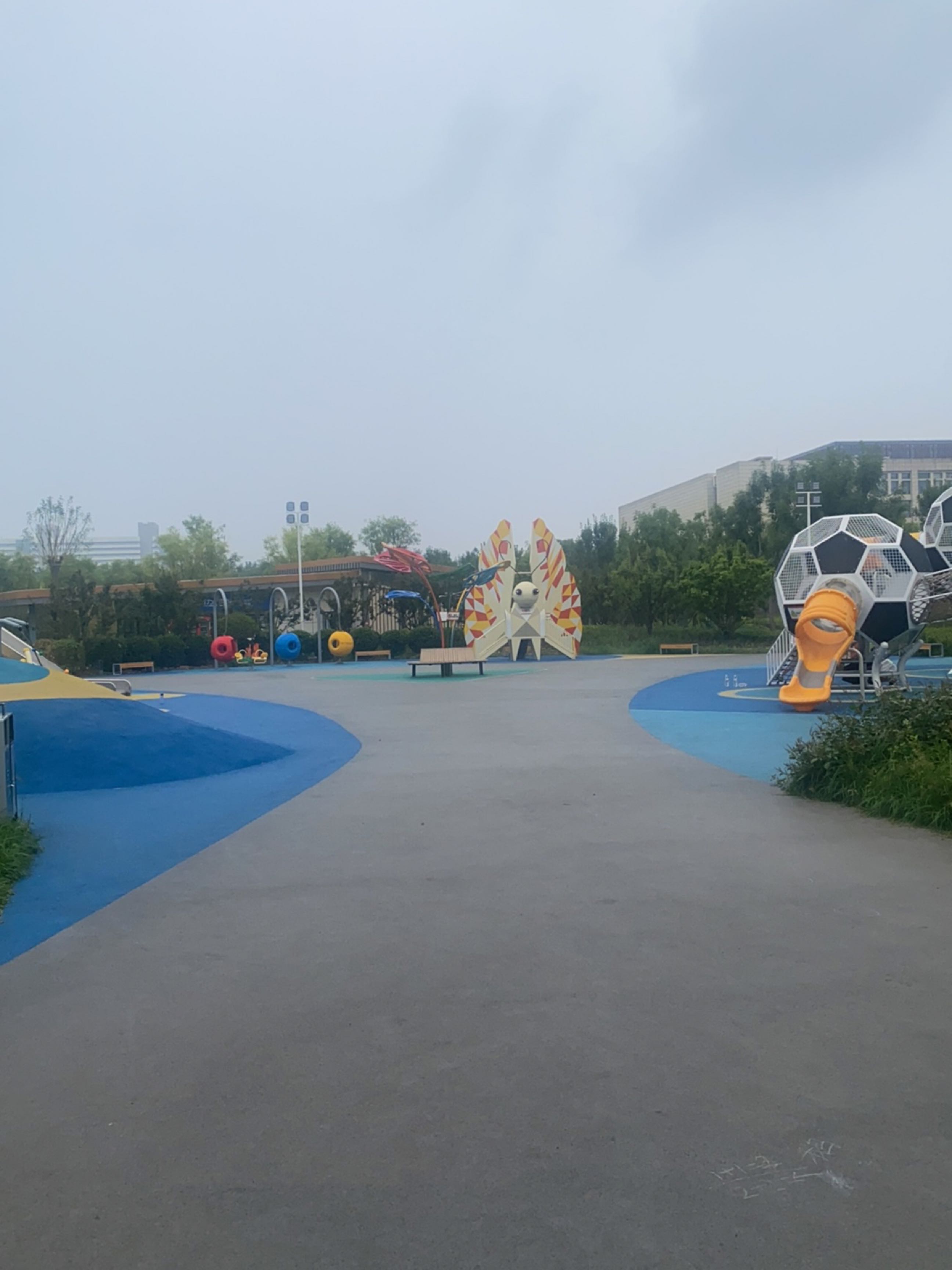 德州市体育公园无动力游乐广场