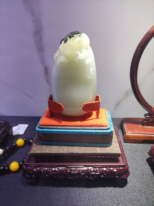 修阁珍藏荚玉器店(前进街店)