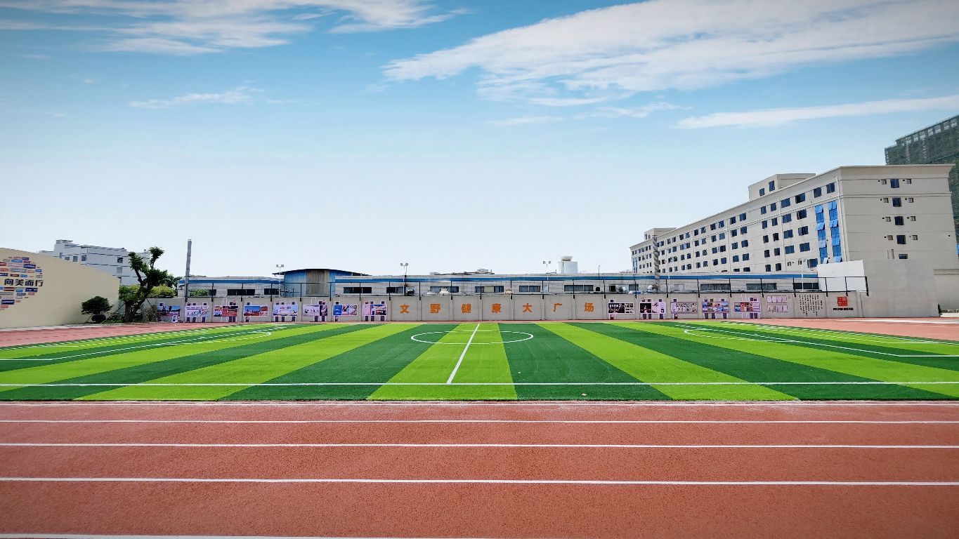 广西玉林现代高级中学