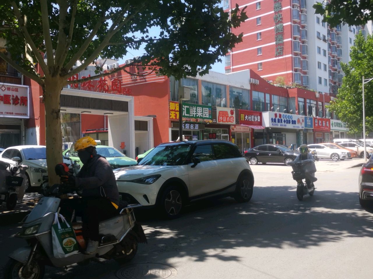 胖胖海鲜小馆(滏漳路店)