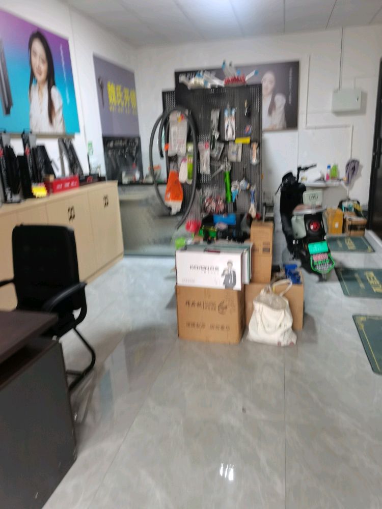 魏氏开锁店
