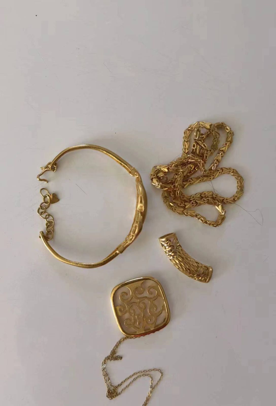 联钢黄金回收(泰地金水湾店)