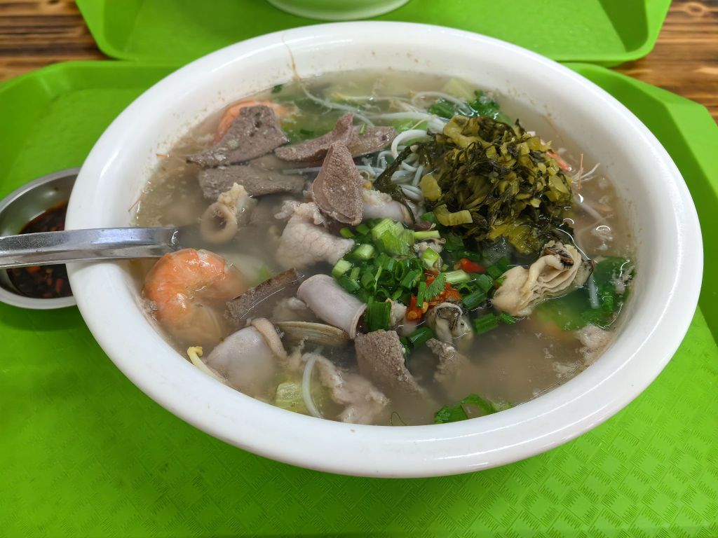 黄鲜生猪杂粉海鲜粉(广场店)