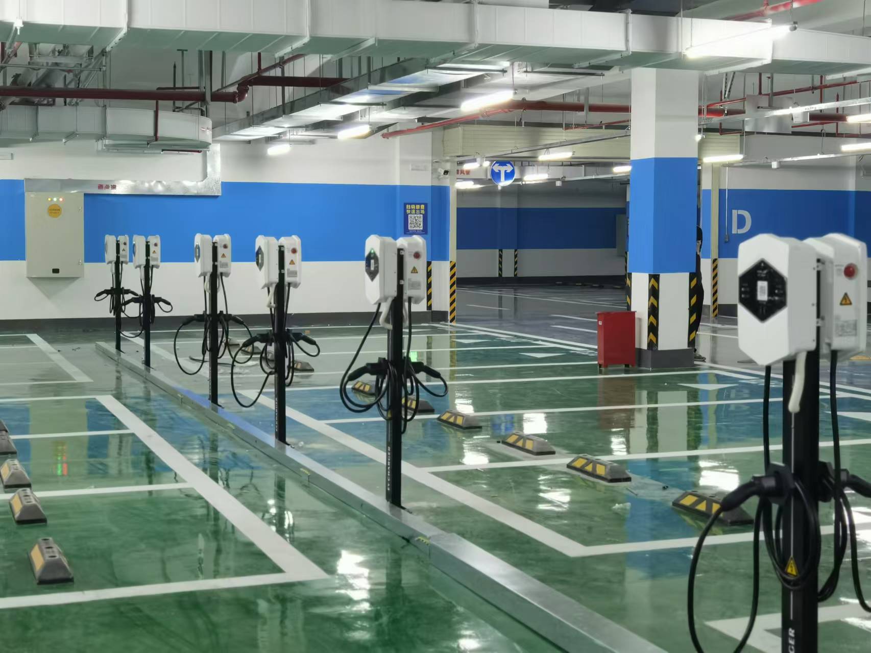 赤坎体育场-地下停车场