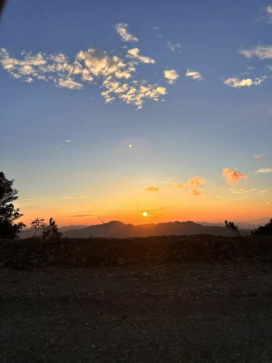 圣人山顶日出观景台
