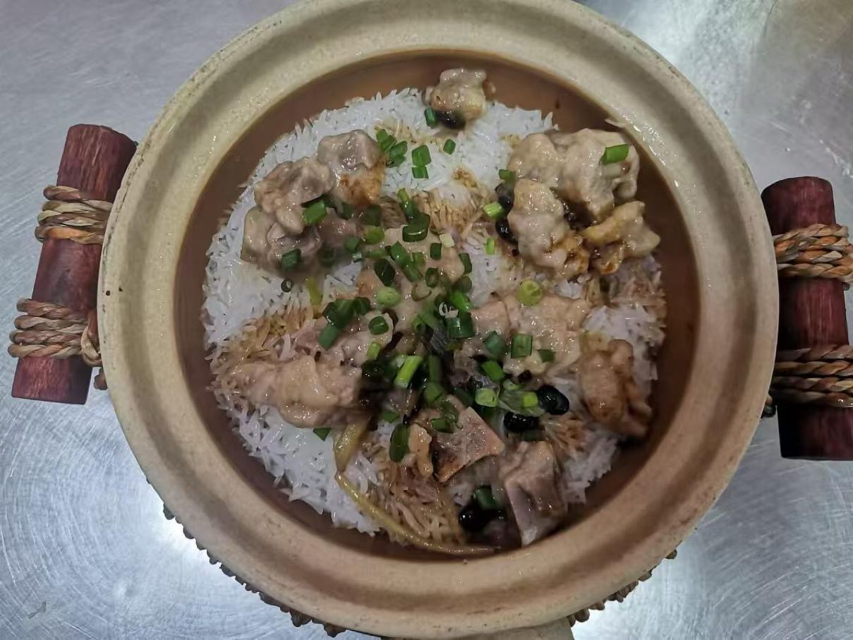 煲仔荣煲仔饭(江海广场店)