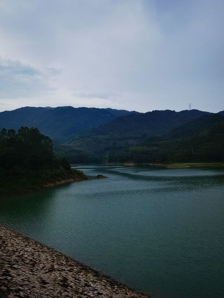 红岩