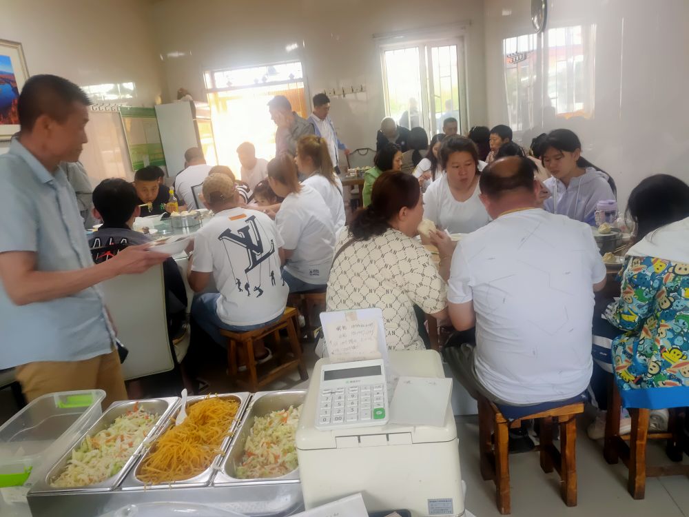 洪静早餐