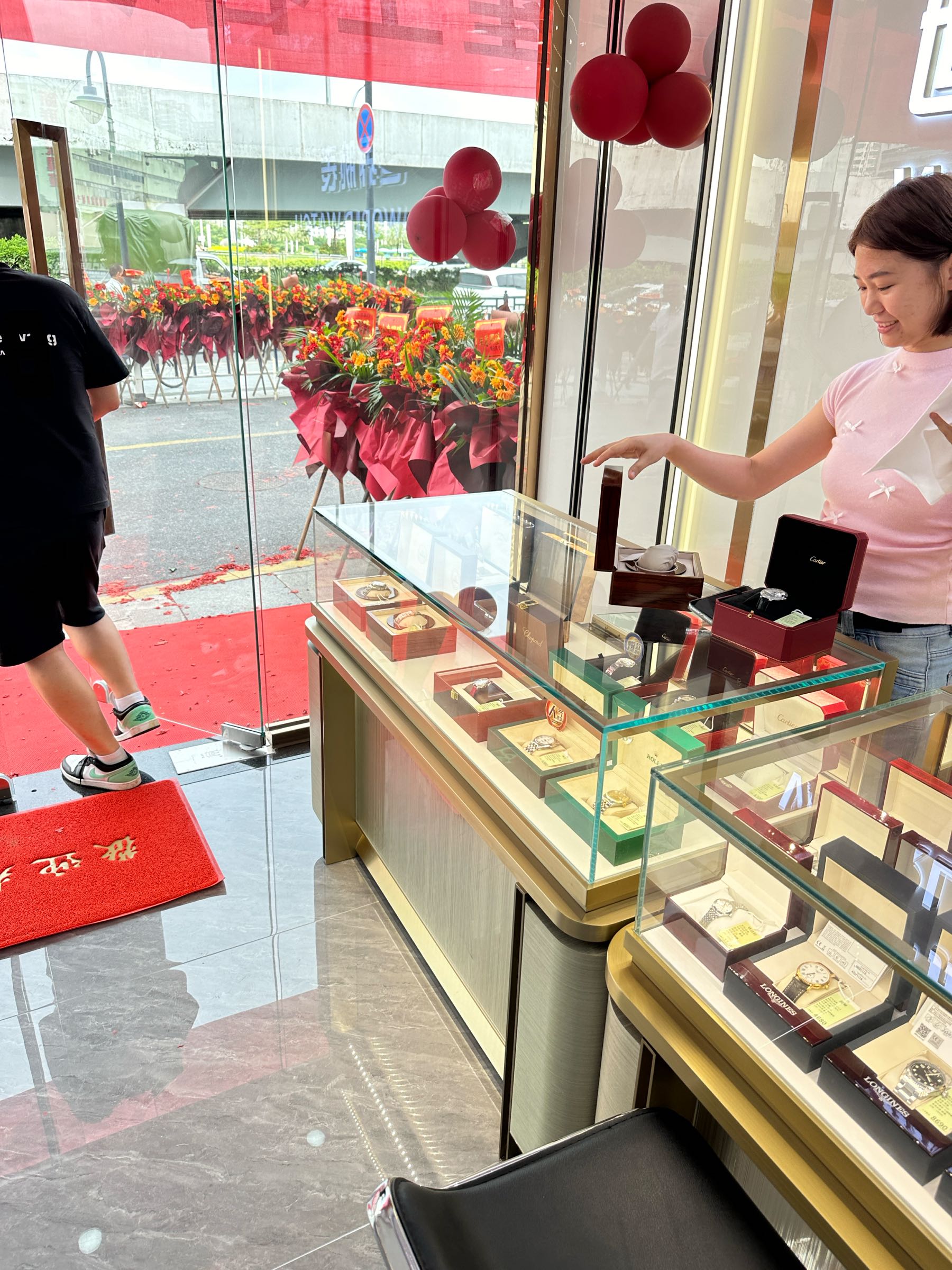 澳门星王名表行奢侈品黄金回收