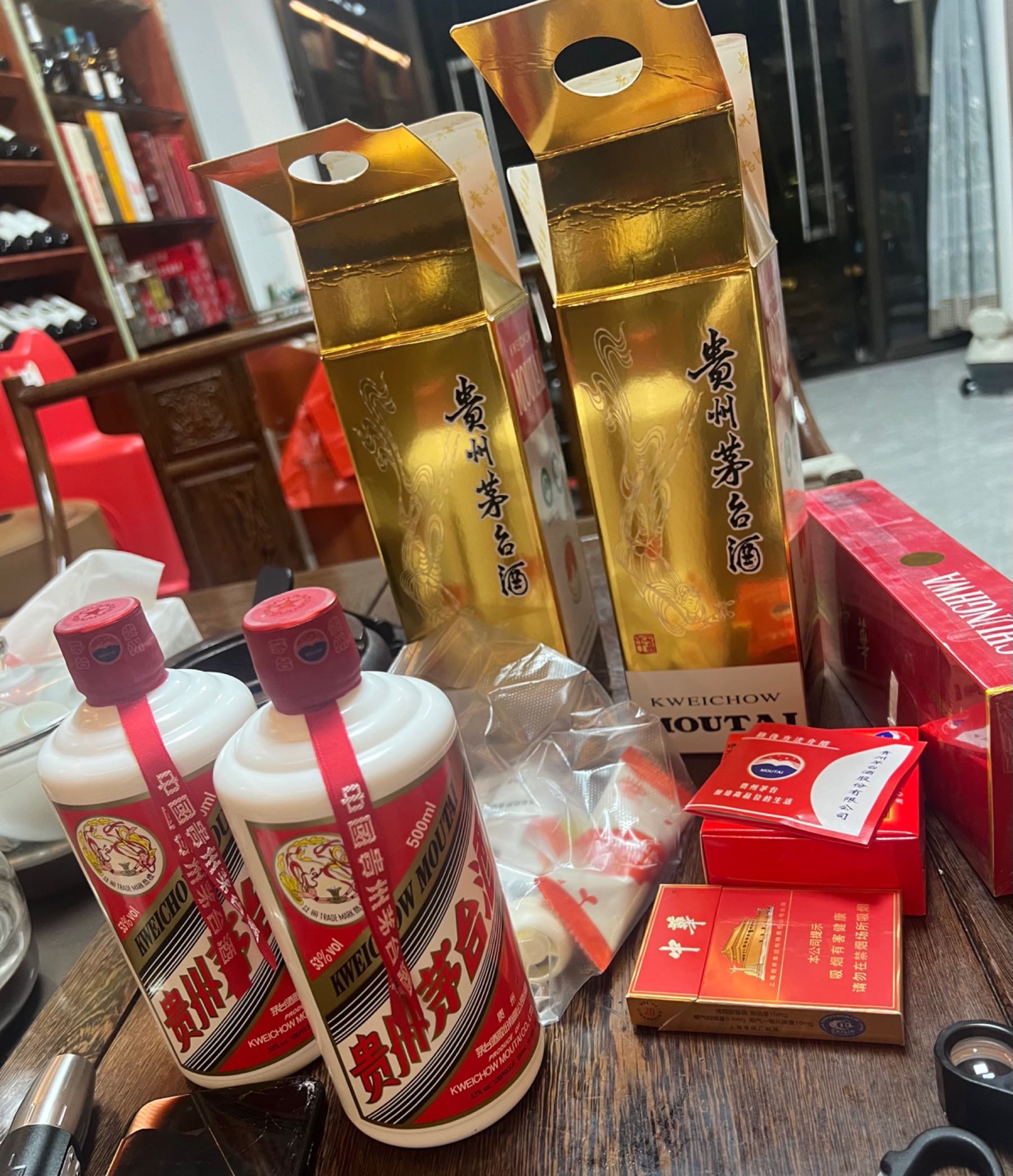 金湾宝树行(回收名烟名酒茅台酒等礼品)
