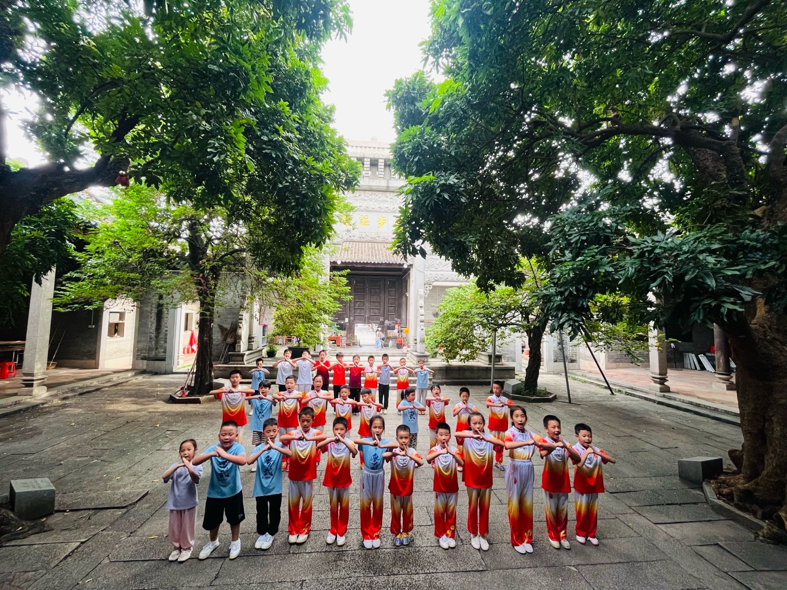 广州市粵武体育俱乐部(光大堂武术馆)