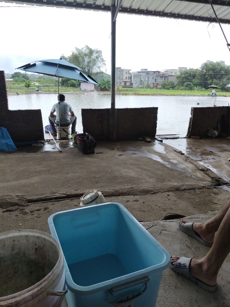 平吉三叉钓鱼场