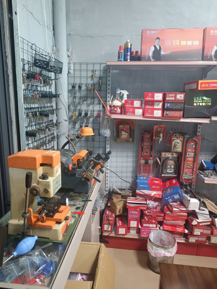 天桥开锁店