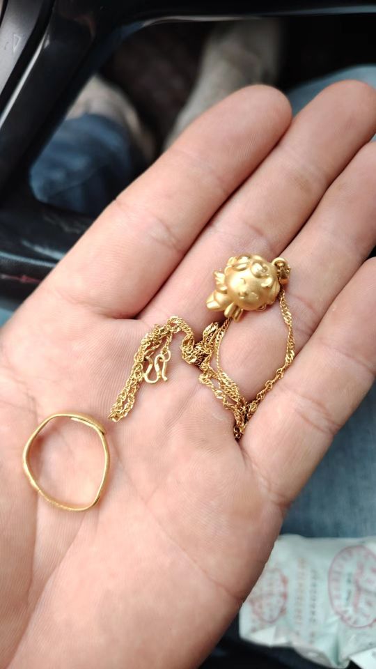 浩鸿黄金回收(华城国际店)