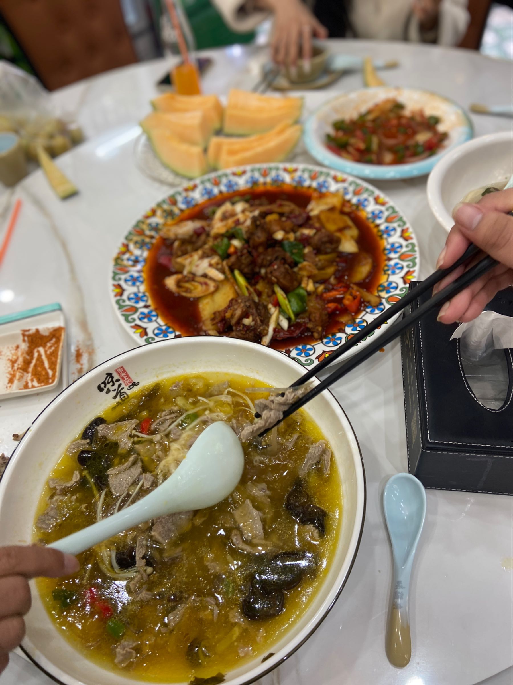 西域味疆来餐饮大盘鸡羊拐抓饭烤全羊新疆菜(乌尔禾店)