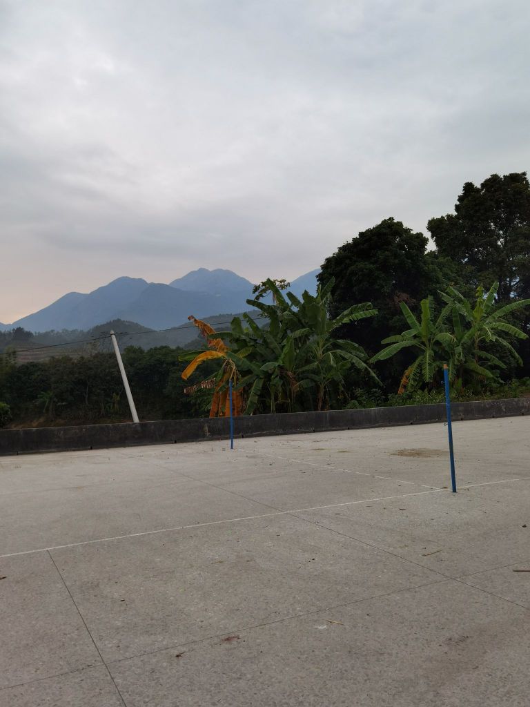 山坪村羽毛球场