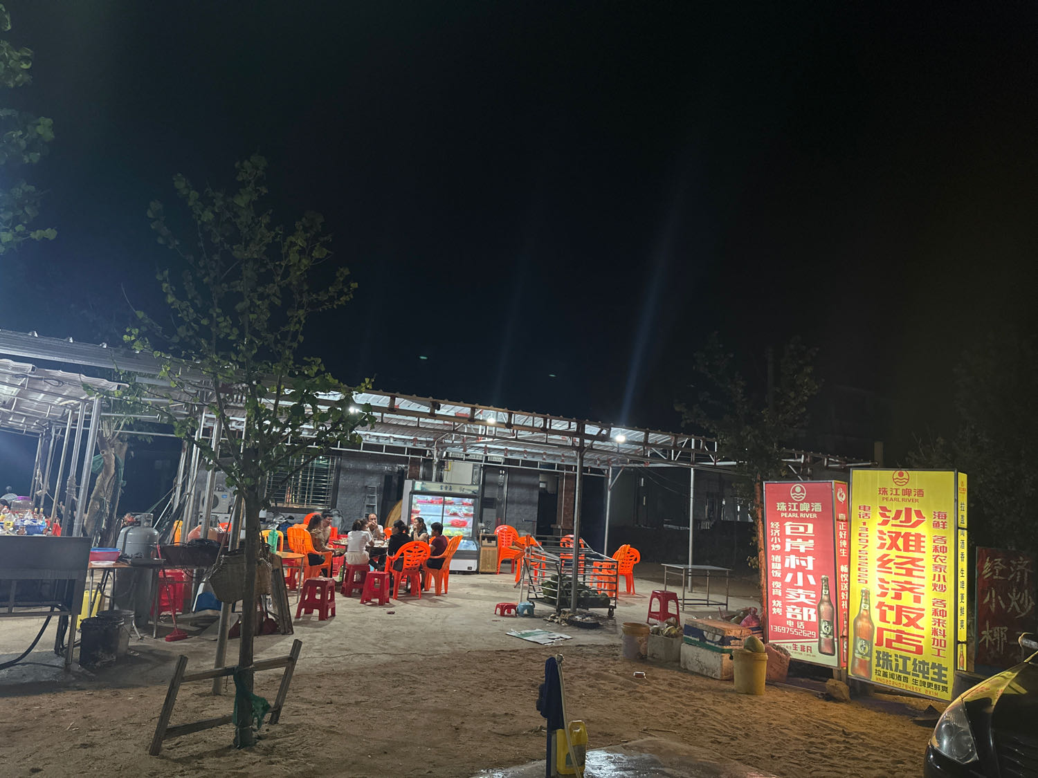 澄迈桥头包岸沙滩海鲜加工饭店