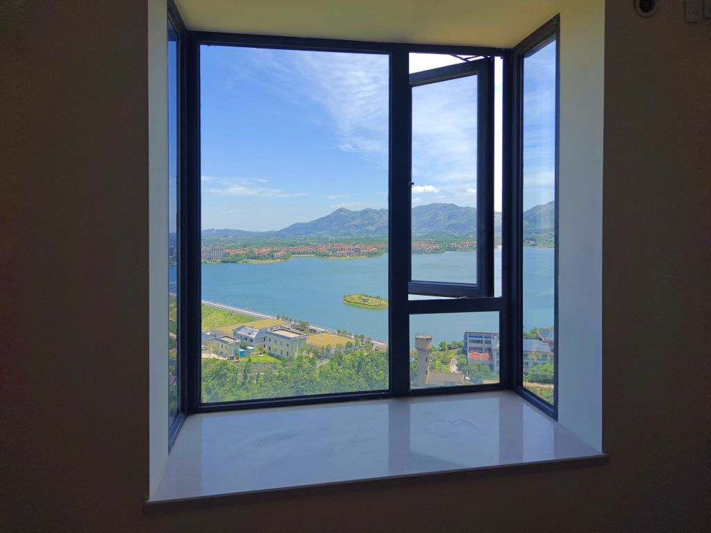六建溪上桃花源