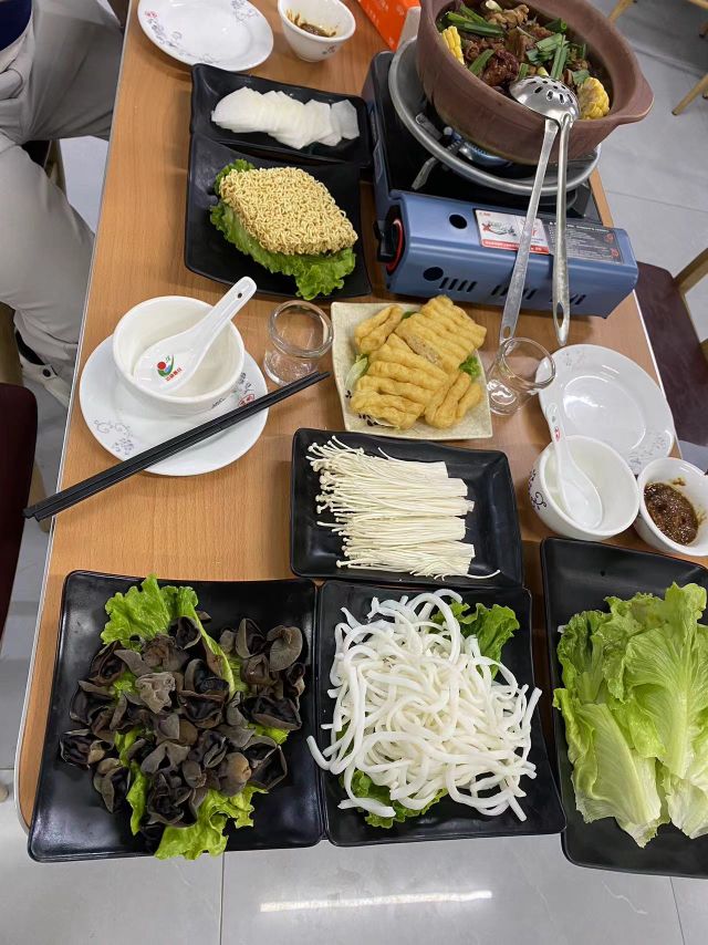 潮天香自助牛杂火锅