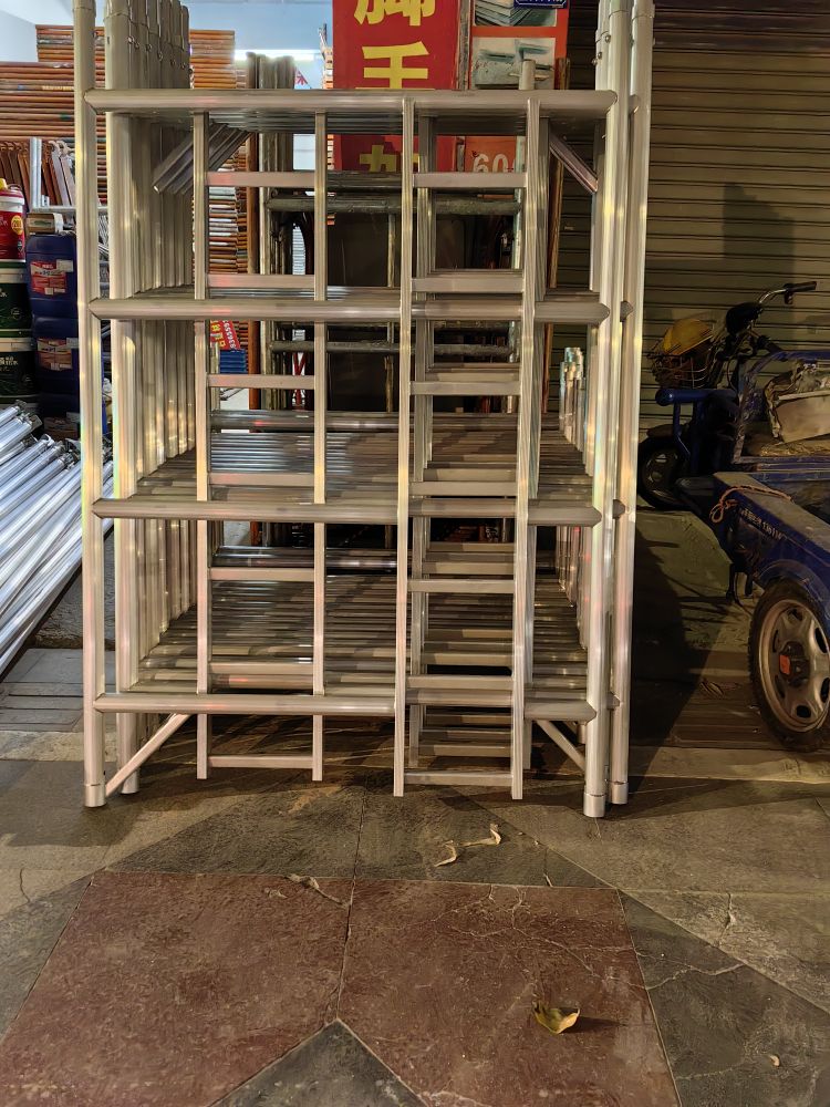 废品回收脚手架升降机出租