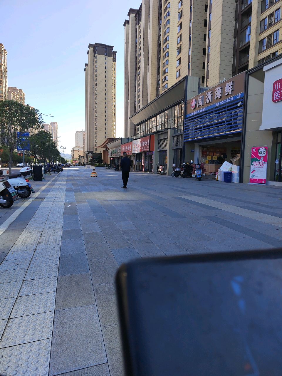 闽浙海鲜(时代春城店)