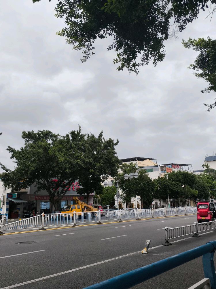 东方·极塑健身工作室