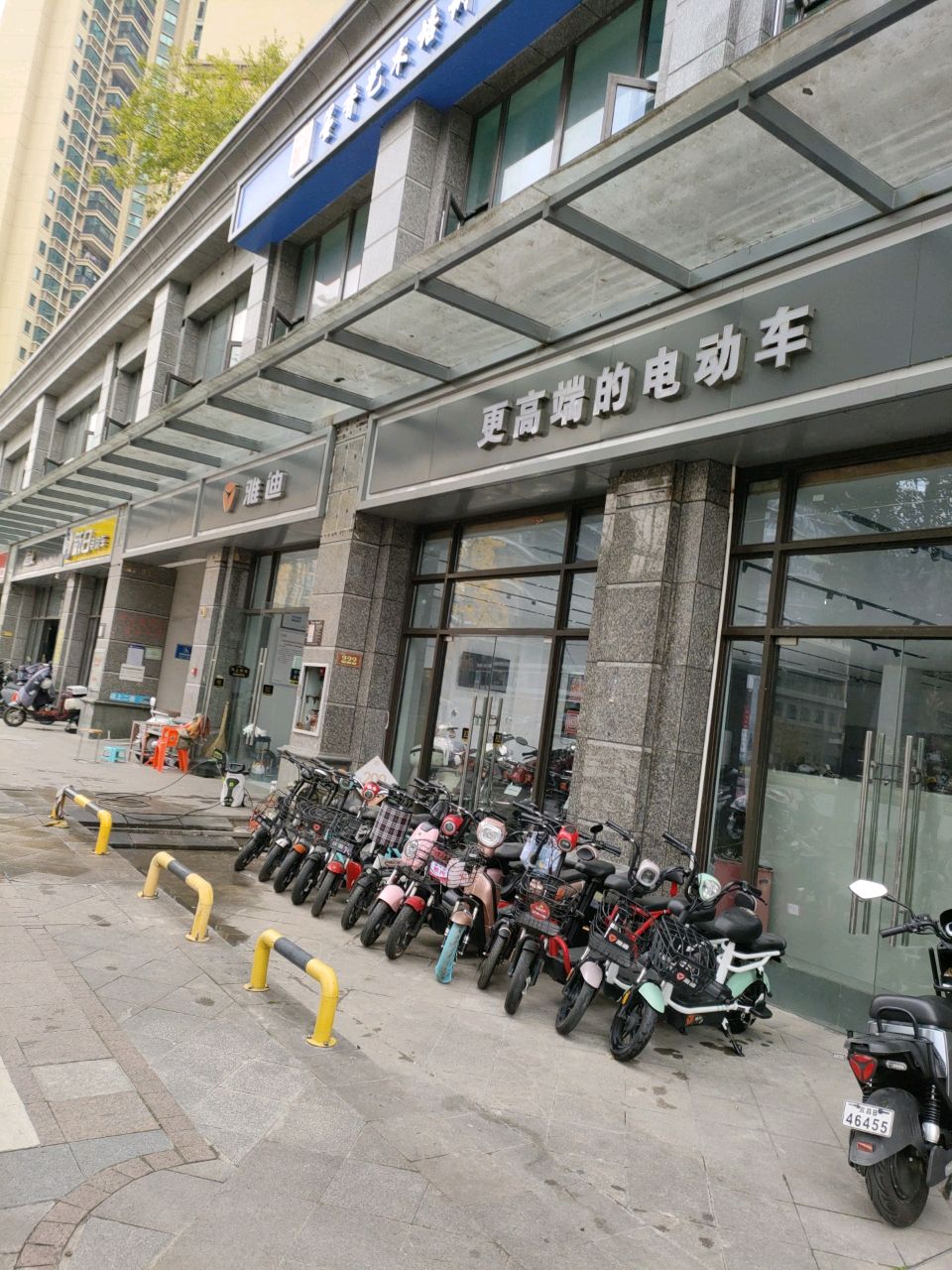 更高端的电动车