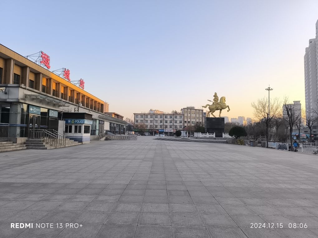 运城站-站前广场