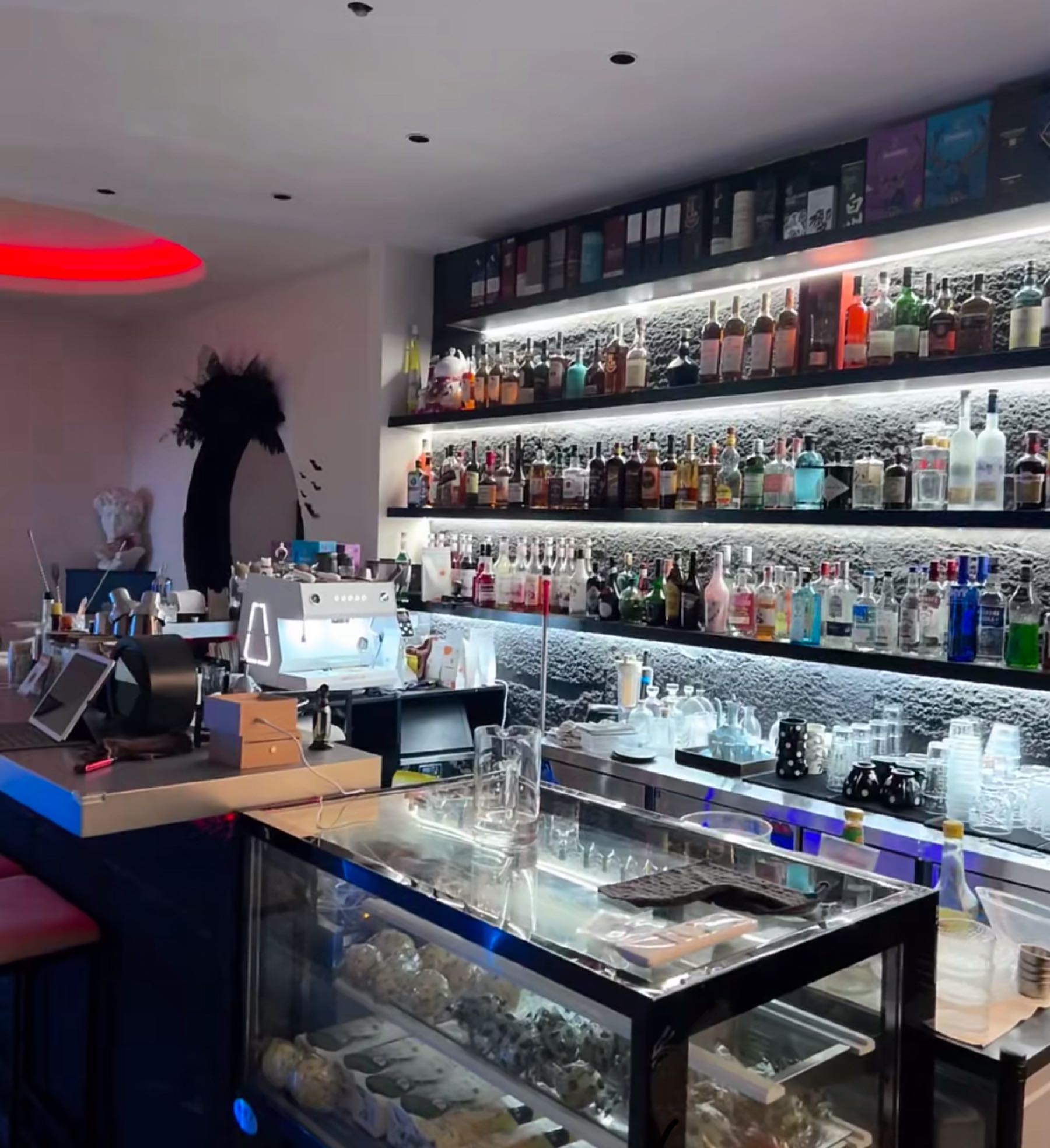 金湾区LaVie清吧(安兴街一巷东)