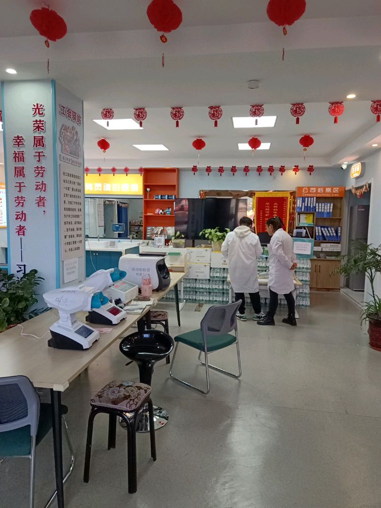 六月六眼科(夜市总店)