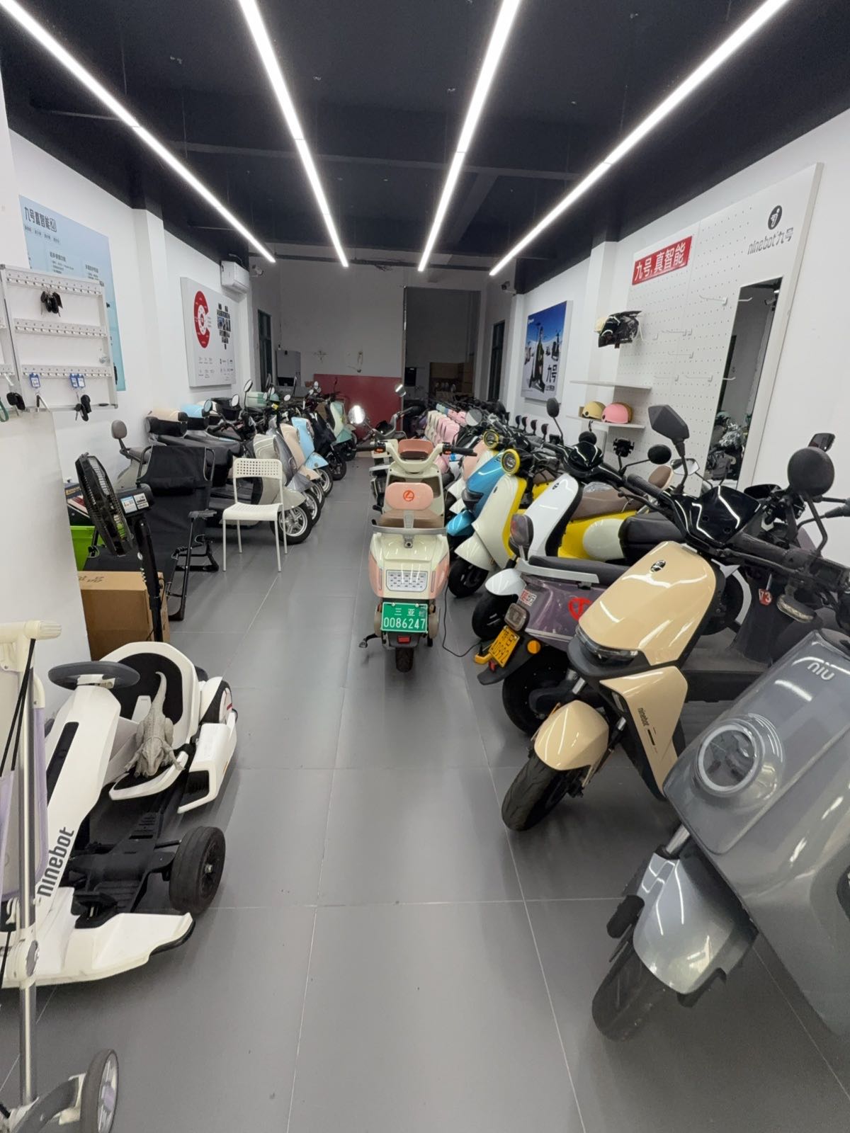 凯越电动车出租二手电动车批发(渔村店)