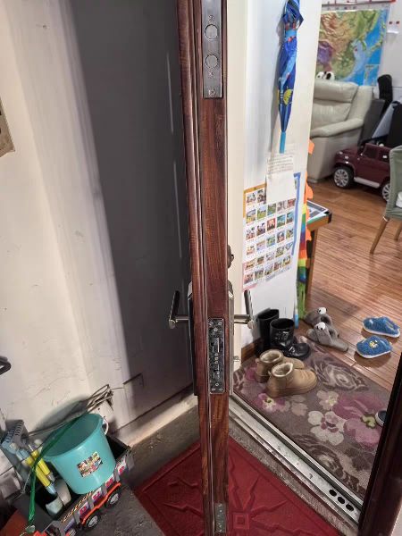 87开锁换锁指纹锁