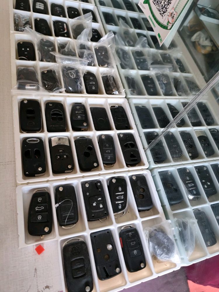 七妹刻章开锁配钥匙