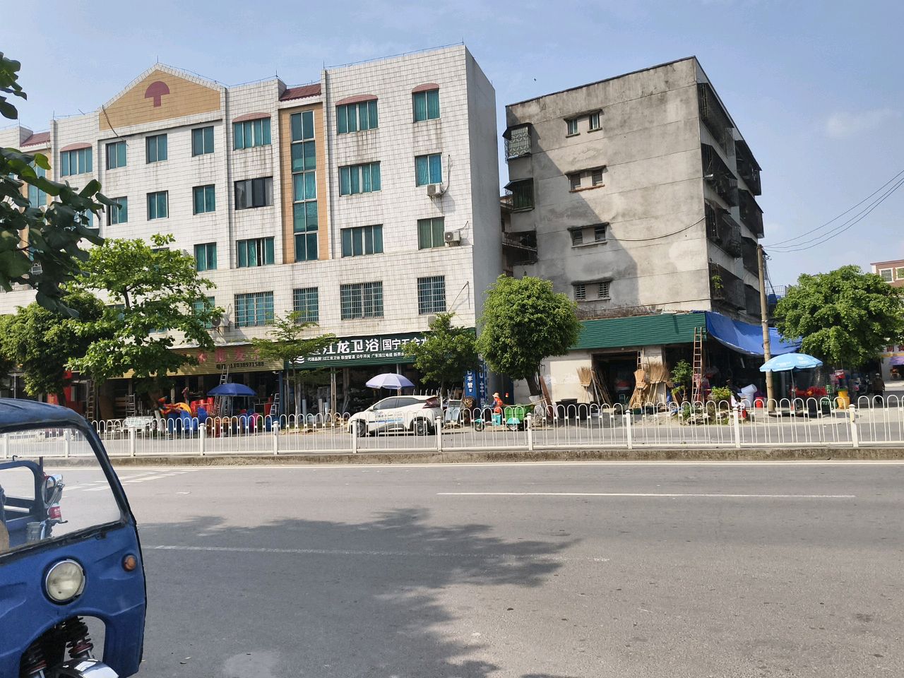 过江龙卫浴(化牛公路店)