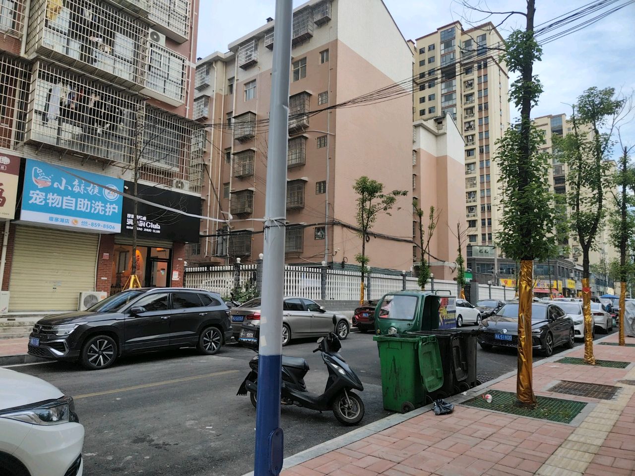 小鲸姨宠物24小时自助洗护