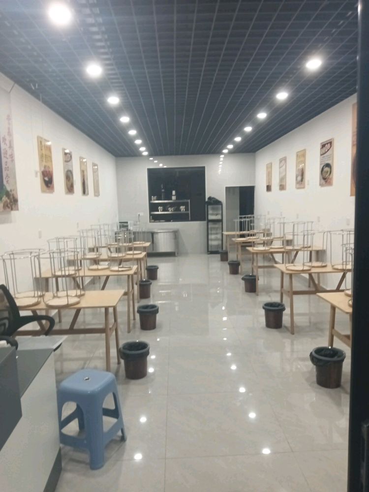泸州市江阳区曾氏餐饮店