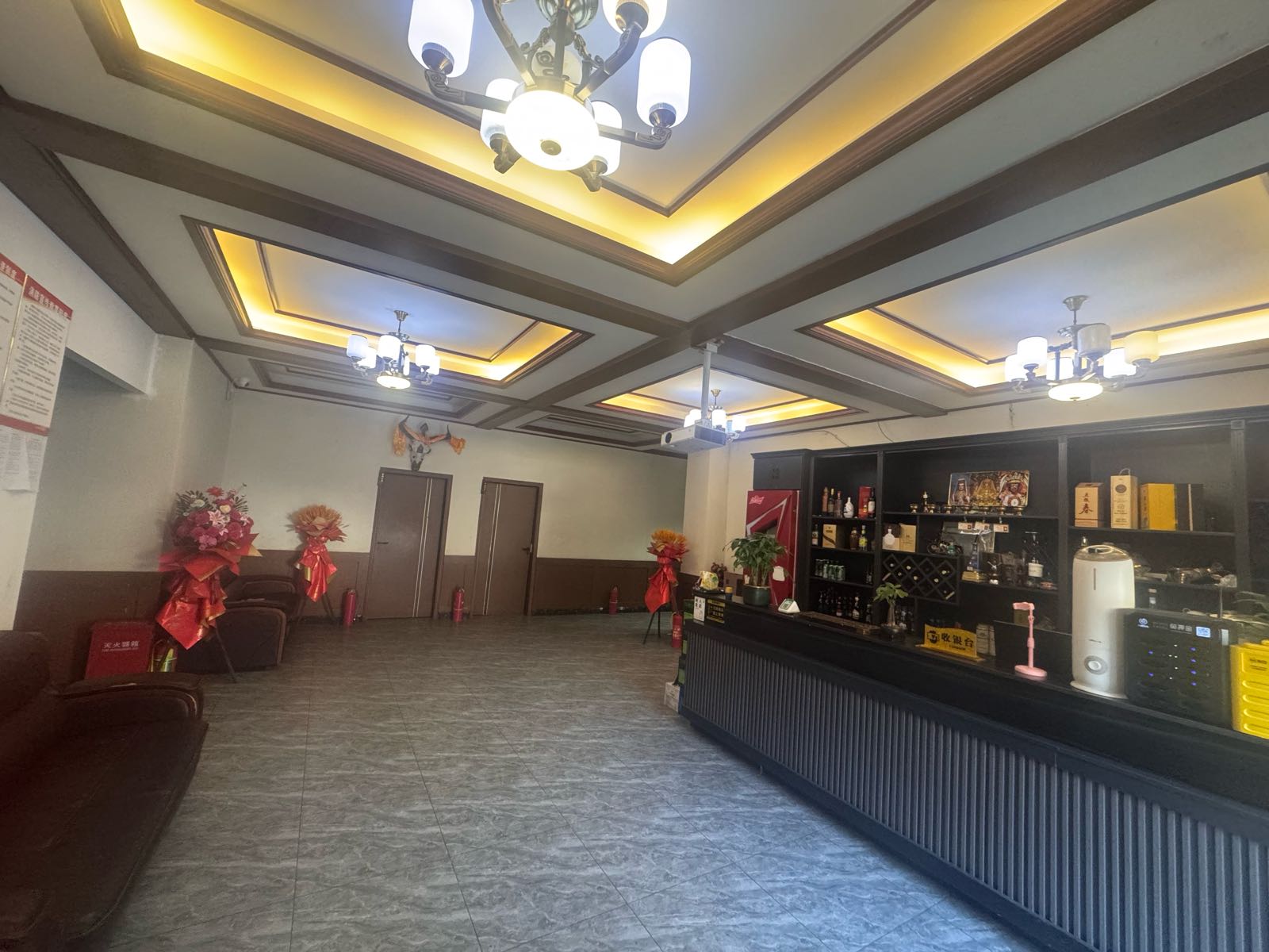 玉树市东仓大藏经博物馆三江源藏餐厅
