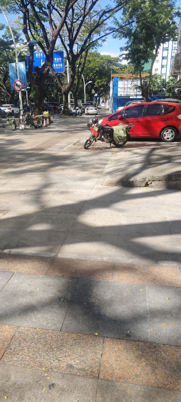 鸿顺鑫名酒回收超市