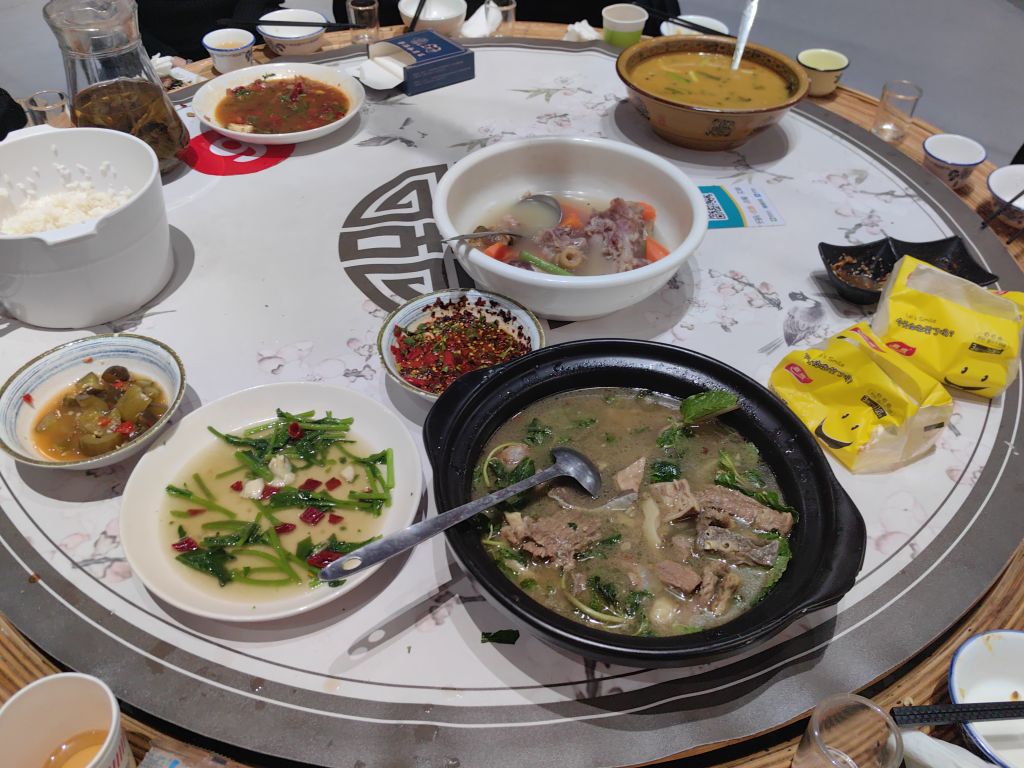 王扎精私厨食府庄园