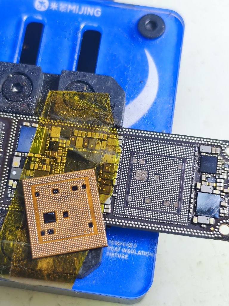 永鑫通讯手机电脑维修中心(万达店)