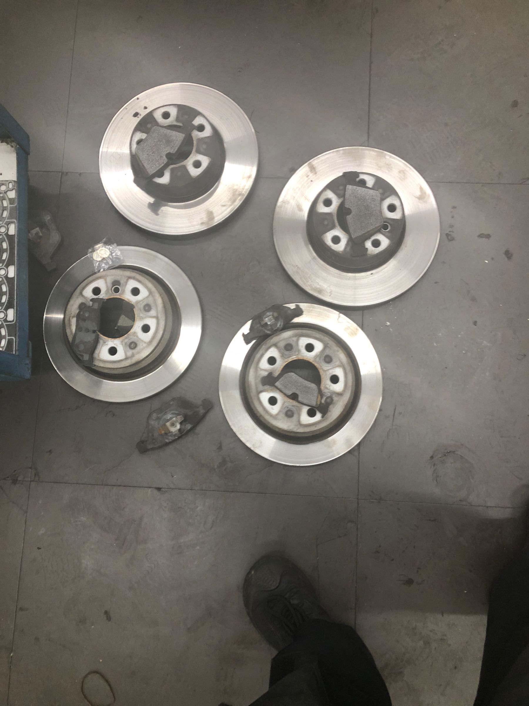 青岛骏越汽车维修