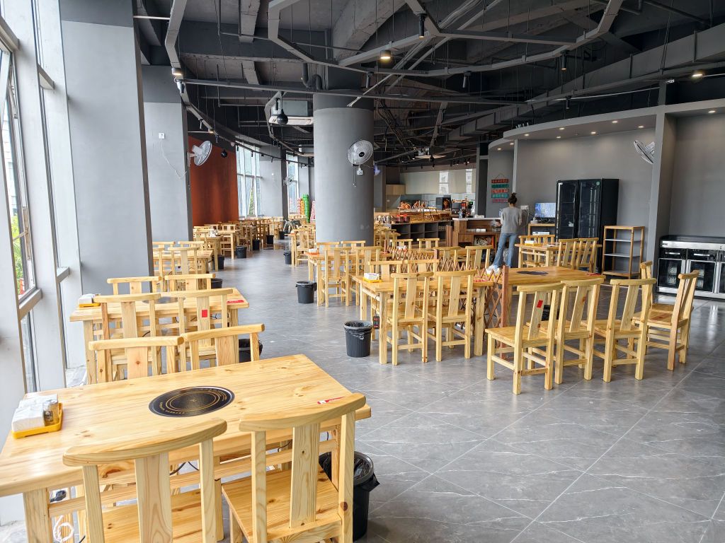 闽家家鲜切自助牛肉火锅