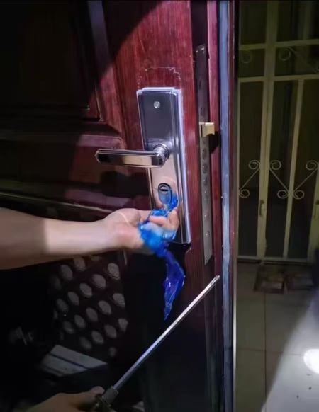 安心到家开锁配汽车钥匙