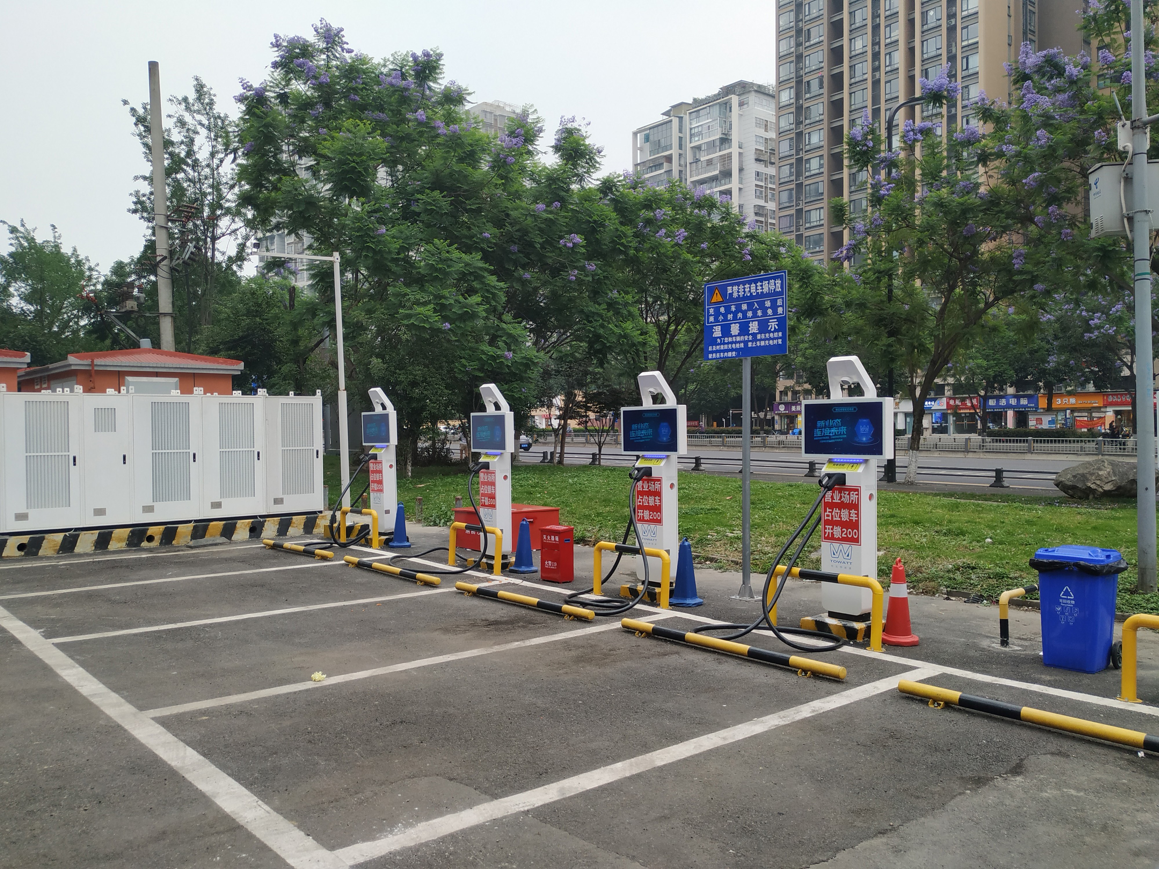 成华区双荆路111号