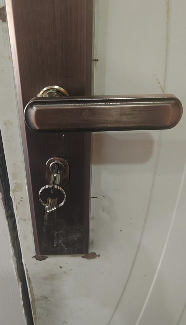 精诚开锁换锁汽车钥匙指纹锁