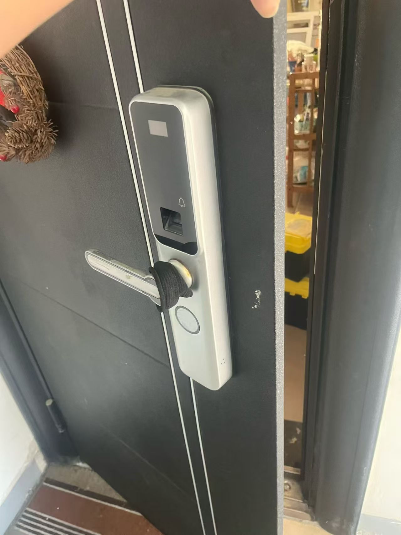 大拇指锁具店
