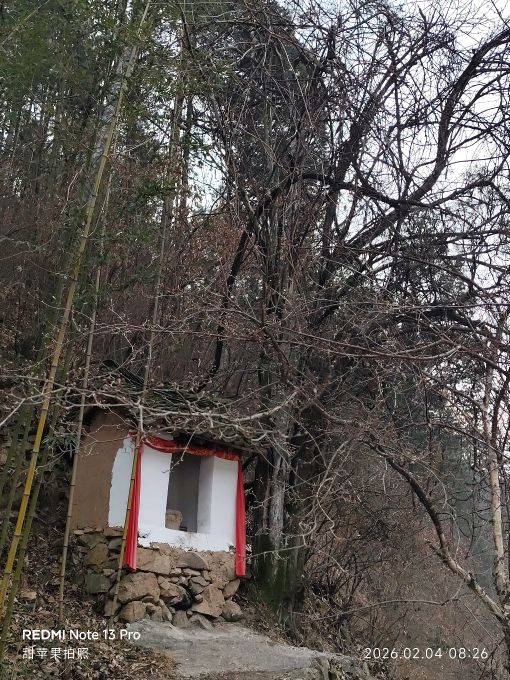 西扬洪沟土地庙
