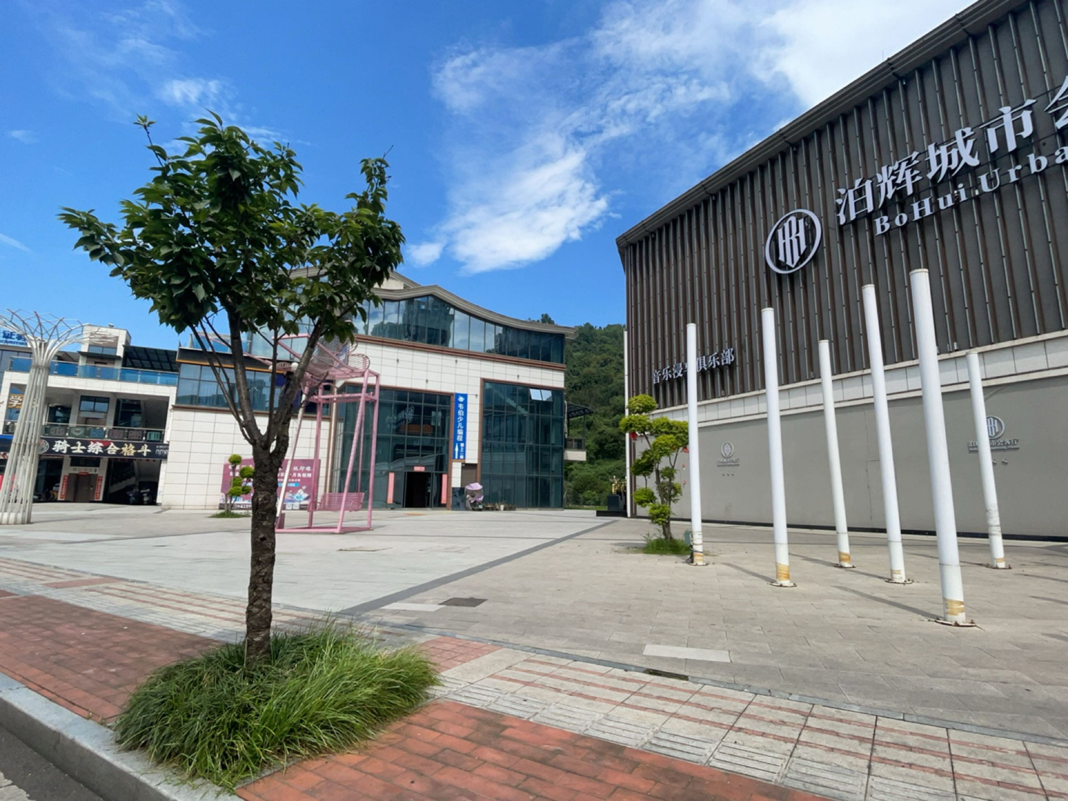 骑士综合格斗(江河汇店)