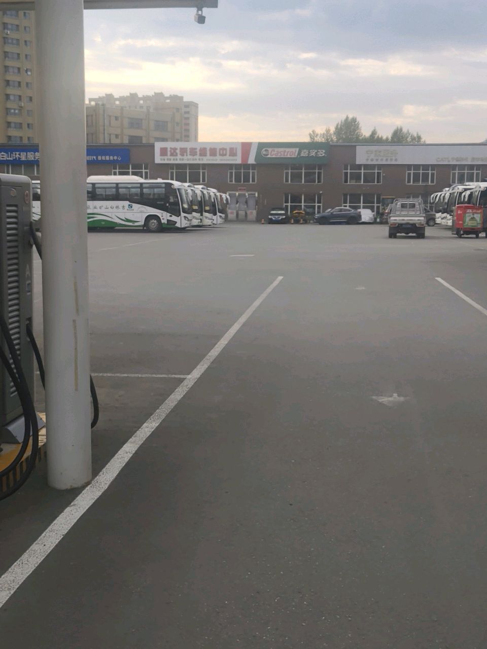 顺达轿车维修中心